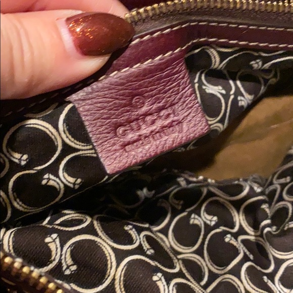 Authentic Gucci - Picture 3 of 7